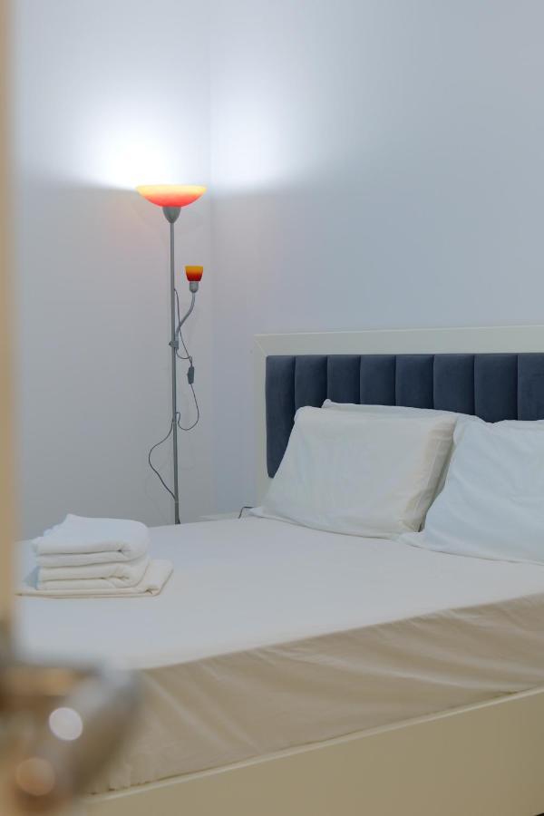 Davide Rooms Sarande Luaran gambar