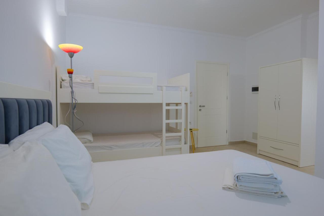 Davide Rooms Sarande Luaran gambar