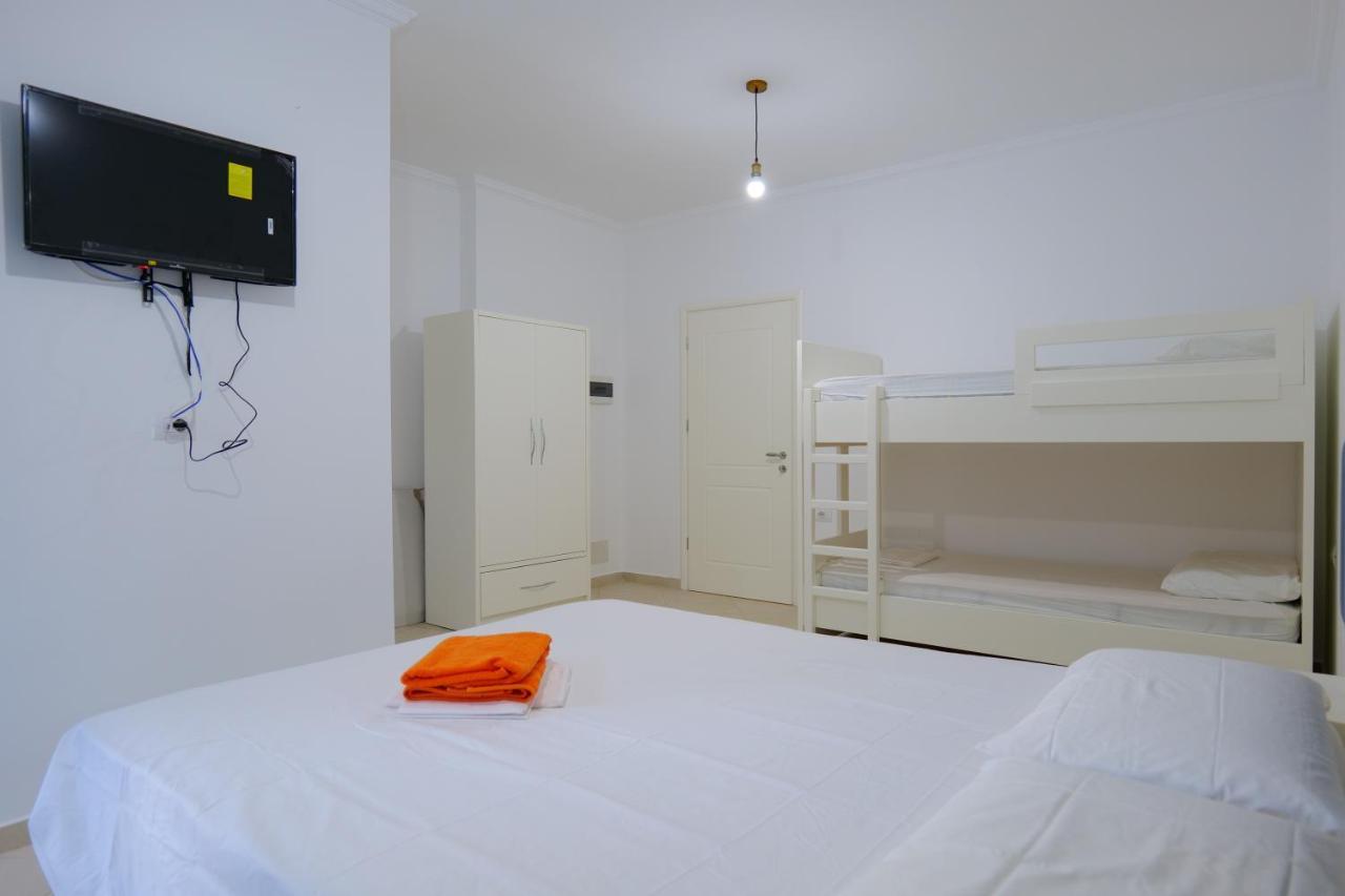 Davide Rooms Sarande Luaran gambar