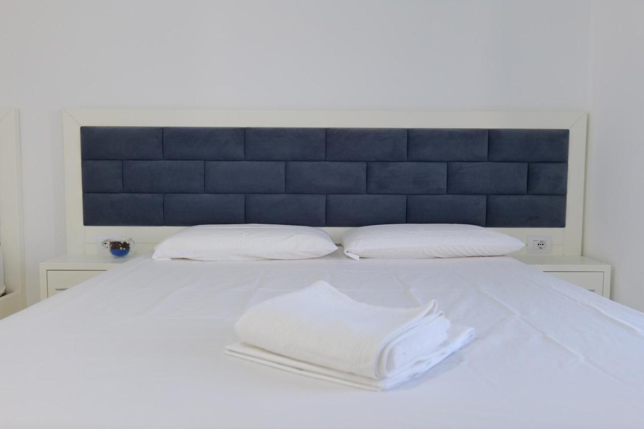 Davide Rooms Sarande Luaran gambar