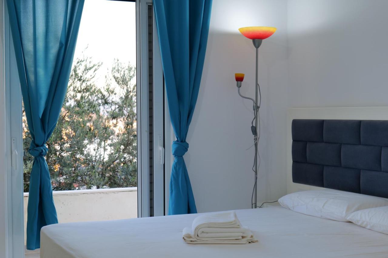 Davide Rooms Sarande Luaran gambar