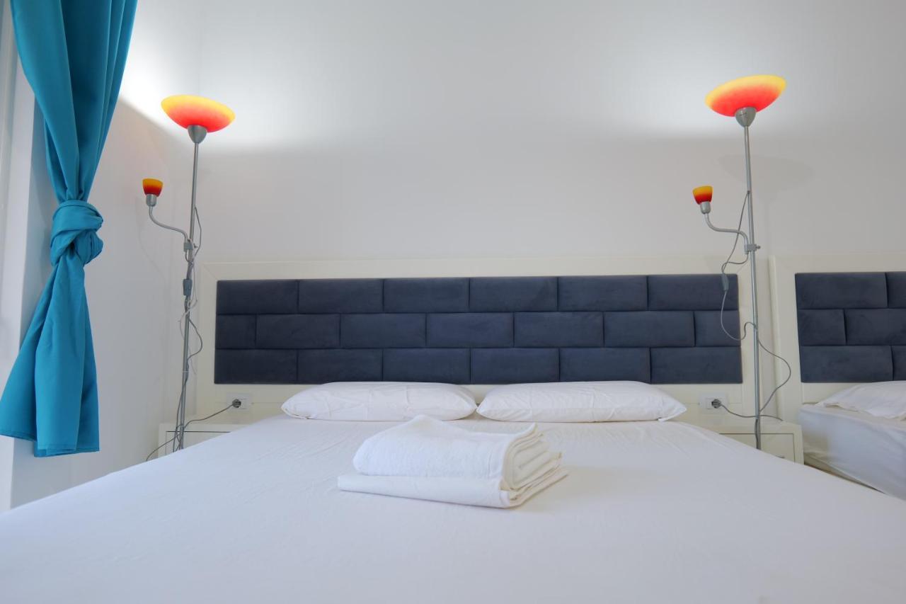 Davide Rooms Sarande Luaran gambar