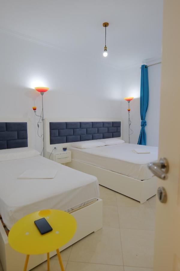 Davide Rooms Sarande Luaran gambar