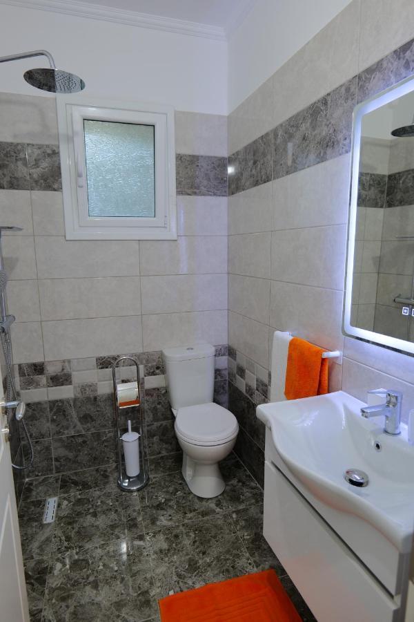 Davide Rooms Sarande Luaran gambar